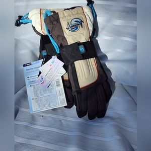 Young Tec YTCHIBO Thinsulate Black Snowboarding/Ski Gloves  Size: 8.5
